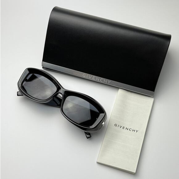 BRAND NEW Givenchy Sunglasses GV40044U 01A Black Grey Unisex main image 9